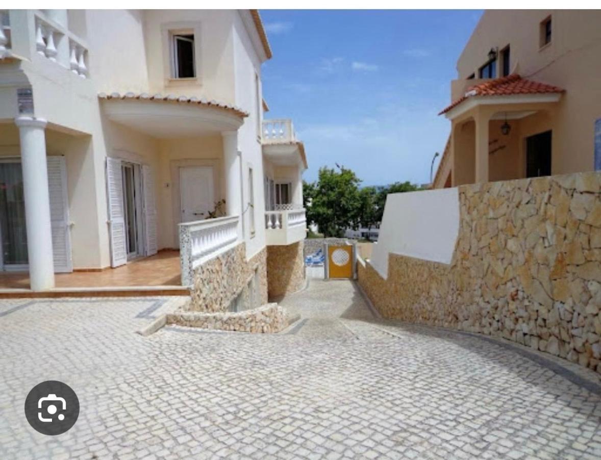 Aparts 8 T1 E T0 Lagos Dış mekan fotoğraf